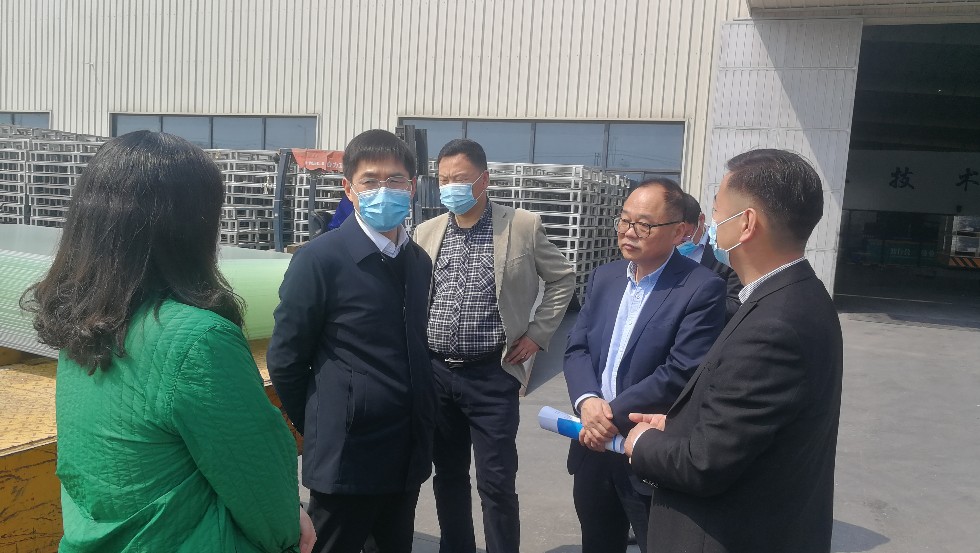 1.在安徽福莱特光伏玻璃有限公司调研.jpg