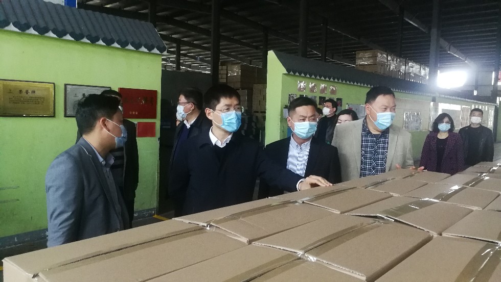 3.在安徽省凤阳县前力玻璃制品有限公司（安徽凤阳淮河玻璃公司）调研.jpg