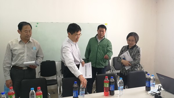 在凤阳顶津饮品有限公司视察.jpg