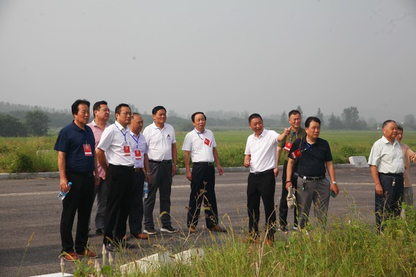 参观观鱼台遗址.jpg